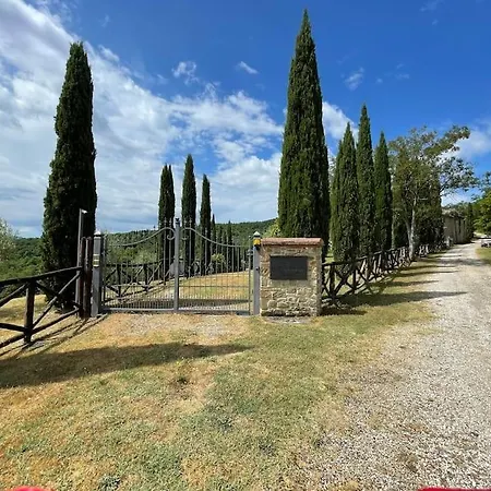 Tuscan Dream, Lux 2-bed Balcony And Pool Apartamento